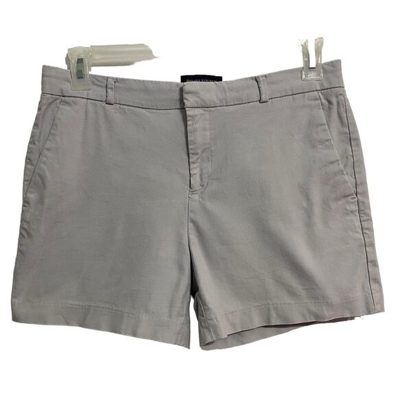 Banana Republic Pants - Banana Republic Bermuda Shorts Size 6 Light Khaki Pockets Preppy Summer Cotton
